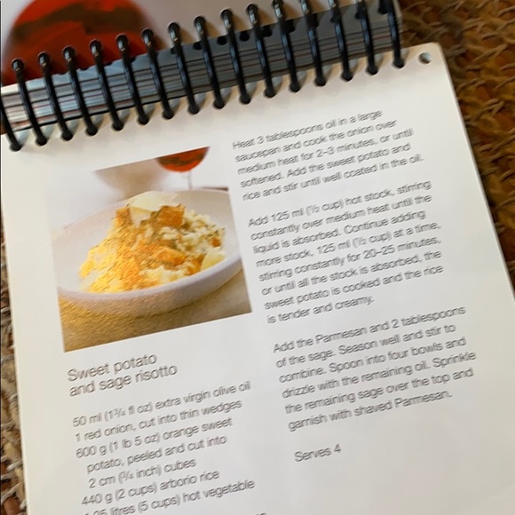 Stand up Quick & Easy Meals in Minutes cook book - Picture 4 of 6